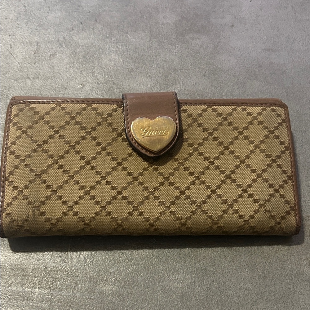 Gucci Tan and Brown Women's Wallet with Gold Accent